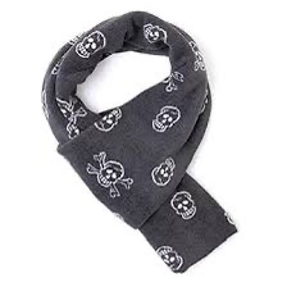 BEARFOOT DREAMS
CozyChic Ultra Lite Skull Print Scarf Gray - Picture 3 of 6